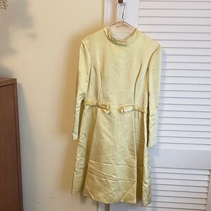 Elegant Yellow Dress with Bow Accents.  Vintage